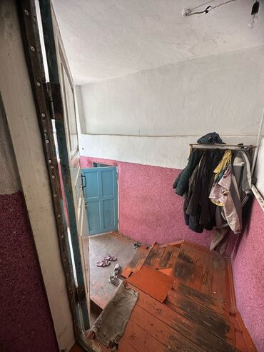 Продажа домов: Дом, 10 м², 3 комнаты, Собственник, Старый ремонт — 12