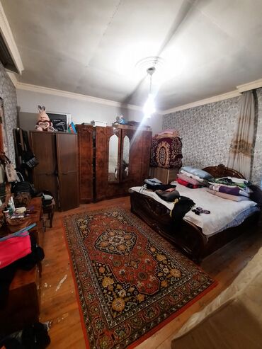 Həyət evləri və villaların satışı: Binəqədi qəs. 5 otaqlı, 130 kv. m, Orta təmir — 12