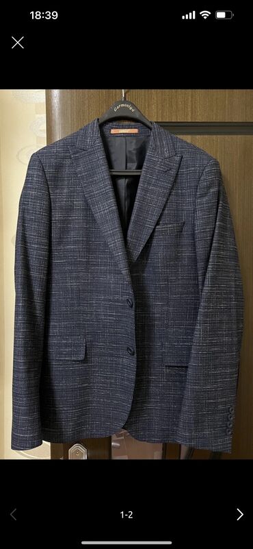 Köynəklər: 25azn.1defe geynılıb.yenıden seçilmir.190azne alınıb.ölçü 5-6xl
