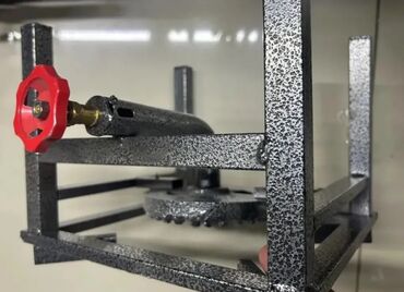 Saclar: Məhsul: Dəmir saç tavalı manqal/saç dəsti Tərkib: - Qalın metal saç — 12