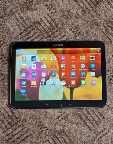 nike top za trening: Tablet samsung 10 inca sve radi top stanje,4000 dinara