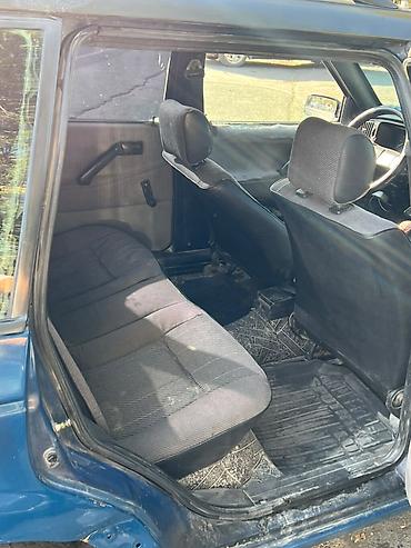 kirgiz auto: Volkswagen Passat: 1988 г., 1.8 л, Механика, Бензин, Универсал — 8