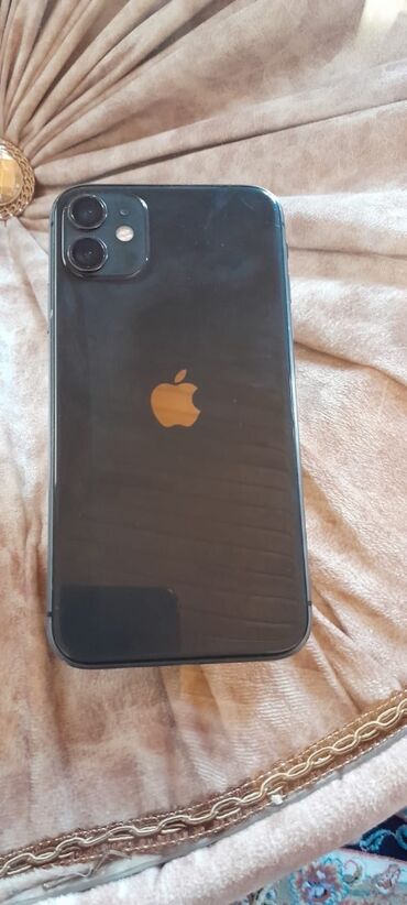 telefon berde: Salam ideal veziyyetde iphone 11 satiram yaddas 64 pil 74 her bir