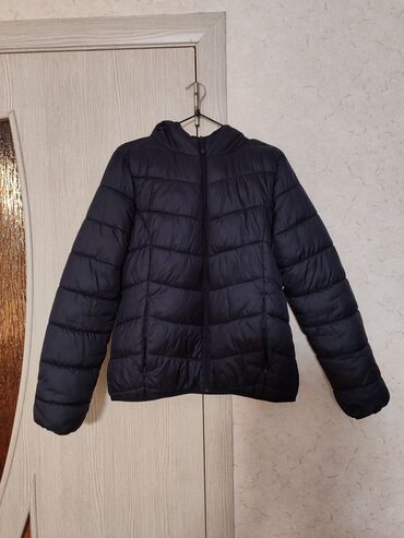 Digər qadın geyimləri: Lc Waikiki, M