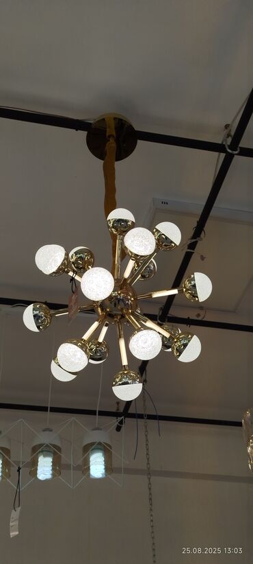Çılçıraq, 10 və daha çox lampa, Metal