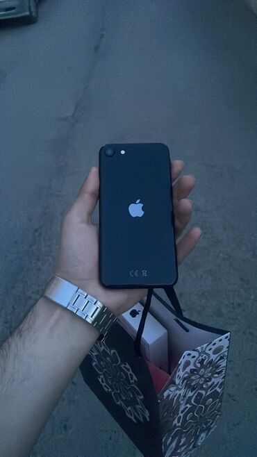 apple iphone se: IPhone SE 2020, 64 GB, Qara, Zəmanət, Barmaq izi