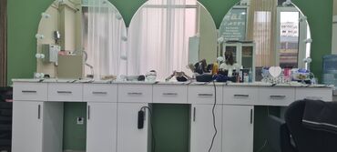 садовая мебель: 3lu sac masasi ag reng mebel yenidir ustu qalin rezapaldir guzguler