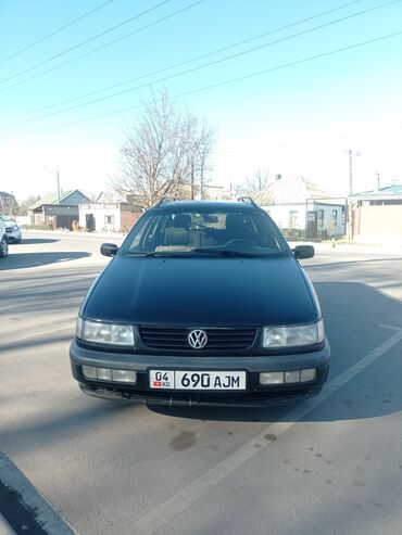 Volkswagen: Volkswagen Passat: 1995 г., 2 л, Механика, Бензин, Универсал