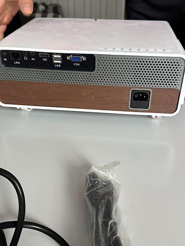 Проекторы: Проектор для домашнего кинотеатра - Компактный LED‑проектор «Home — 5