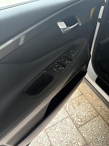 tesla 3: Hyundai Santa Fe: 2019 г., 2 л, Автомат, Кроссовер — 5