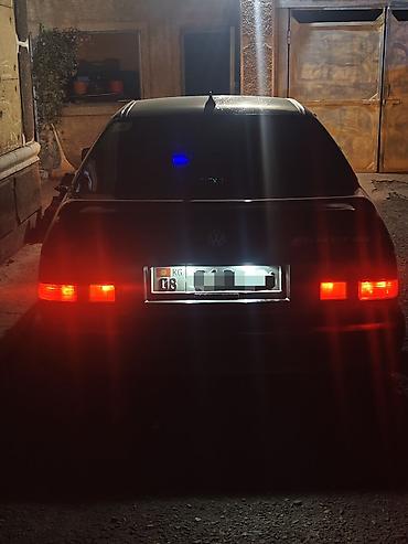 man 19 5: Volkswagen Passat Variant: 1992 г., 1.8 л, Механика, Бензин, Седан — 2