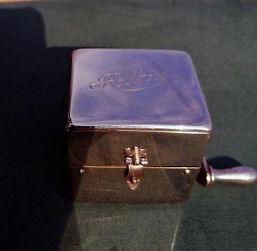 Ostali antikviteti: Ca.1920 Antique German ROLLFIX oštrač za žilete za brijanje. ca.1920 — 7