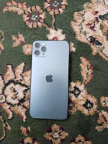 тв 50: IPhone 11 Pro Max, Matte Midnight Green