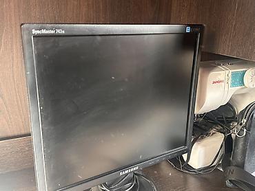 монитор компактный: Монитор, Samsung, Б/у, LCD, 16" - 17" — 1
