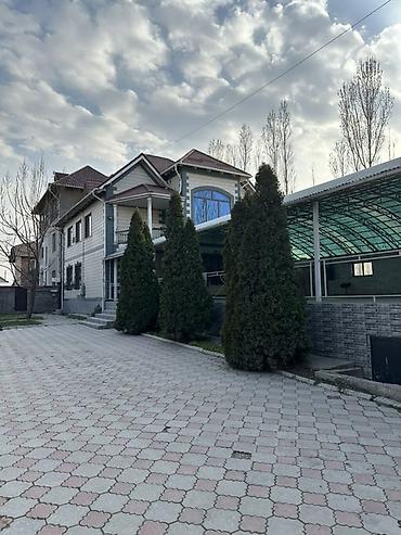 Продажа коттеджей и домов: Продается 2-х этажный дом +с цокольным этажом Очень большой и — 1