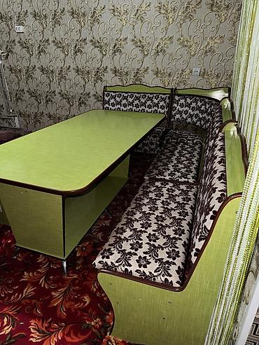 угодь: Кухонный уголок с большим столом и табуретами - Комплектация: угловая — 1