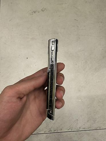 telefon akse: Vertu < 2 GB Memory Capacity, rəng - Qara, Düyməli — 4