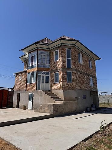 Продажа коттеджей и домов: 6 комнат и более, 250 м², 4 соток, Кара-Суу, Собственник — 28
