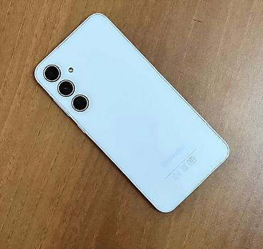 Samsung Galaxy A35, 256 GB, rəng - Ağ, Barmaq izi lalafo.az -da Samsung Galaxy A35, 256 GB, rəng - Ağ, Barmaq izi