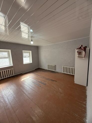 срочно продаю дом село садовое: 40 м², 2 комнаты, Теплый пол, Бронированные двери, Забор, огорожен