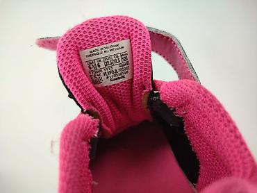 dres tani: Buty sportowe Reebok, 22, Używany — 6