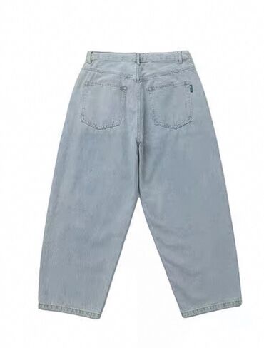 национальные головные уборы: Baggy jeans 
размер: М 165-175