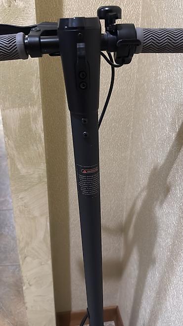 Электротранспорт: Elektrik skuter – şəhər içi sürüş üçün rahat və yığcam model — 3