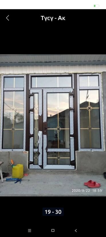 Пластиковые окна на заказ: Пластиковое окно на заказ, Тип окна: Витражные, Мансардные, Балконные, Декоративные особенности: Фрамуга, Бесплатная установка, Без рассрочки — 27