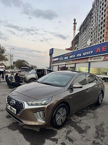 Hyundai: Hyundai Ioniq: 2019 г., 1.6 л, Автомат, Гибрид, Хэтчбэк — 4