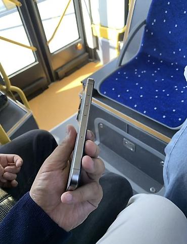 16 pro 512: IPhone 15 Pro (серебристый) - Корпус: матовое стеклянное заднее — 4