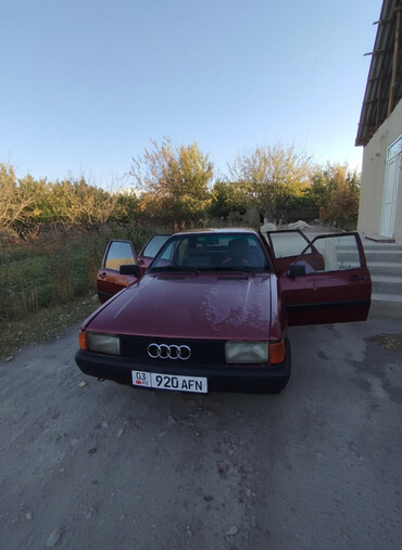 Audi: Audi 80: 1986 г., 1.8 л, Механика, Бензин, Седан — 1
