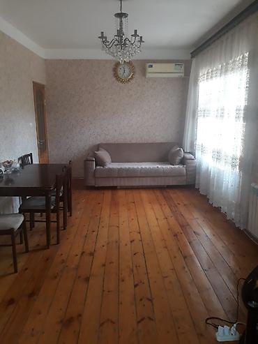 bir otaql: Bakı, Qaraçuxur qəs., 2 otaqlı, Köhnə tikili, 45 kv. m — 2
