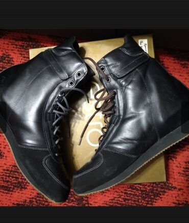 обувь 43 размер: Продаю кожаные берцы или ботасы не знаю как правильно называть