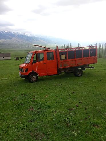 atego автовоз: Грузовой автомобиль Mercedes-Benz T2 (оранжевый, двурядная кабина) с — 2