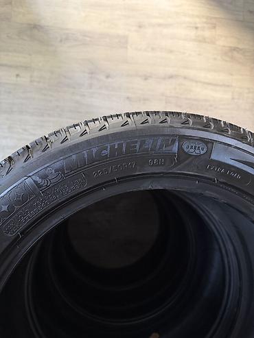 892 2: Комплект зимних шин Michelin (студless) 225/50 R17 98H — 4 штуки — 4
