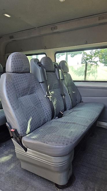 06 maşin: Ford Transit mikroavtobus - Kuzov: yüksək tavanlı, ağ rəng, arxa — 5