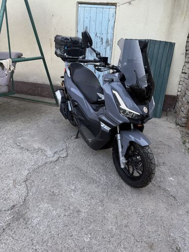Скутеры: Скутер Honda, 150 куб. см, Бензин, Б/у