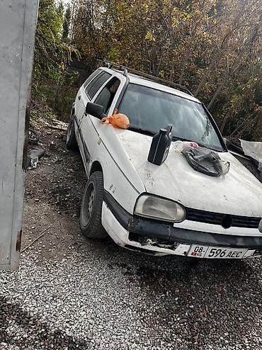 x3 m: Volkswagen Golf Variant: 1994 г., 1.8 л, Механика, Бензин, Универсал — 2