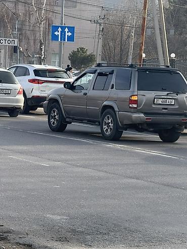 Транспорт: Nissan Pathfinder: 2001 г., 3.5 л, Автомат, Газ, Внедорожник — 2