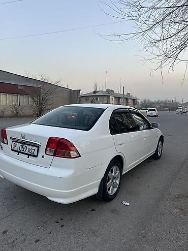 Honda: Honda Civic: 2005 г., 1.5 л, Автомат, Бензин, Седан — 3