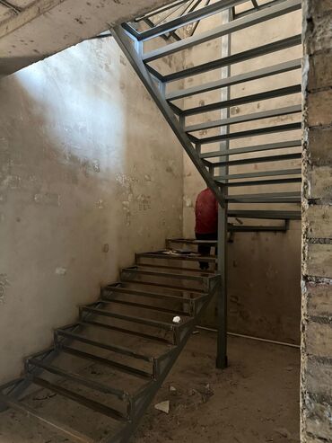 таунхаус беш кунгей: Таунхаус, 266 м², 9 комнат, Агентство недвижимости, ПСО (под самоотделку)