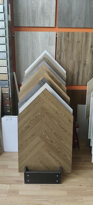 Parket və laminat döşəmə panelləri – müxtəlif rəng və teksturalar -
