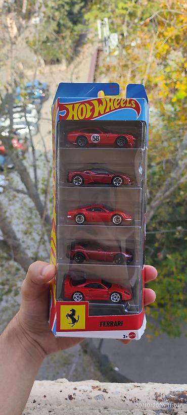 Hot Wheels – Ferrari 5‑li Dəst (Mattel) • Brend: Hot Wheels (Mattel)