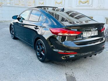 Hyundai: Hyundai Elantra: 0.2 l | 2017 il Sedan — 2