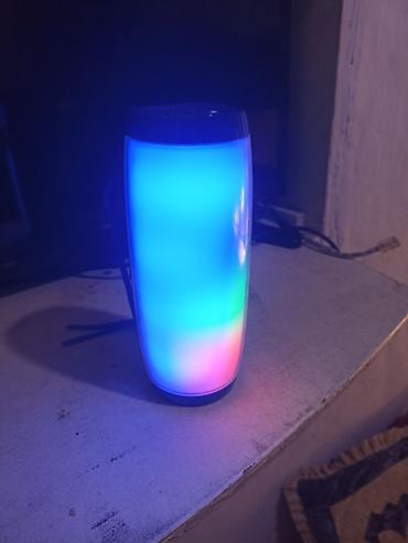 Динамики и колонки: Компактная беспроводная колонка T&G в синем корпусе. Оснащена — 9