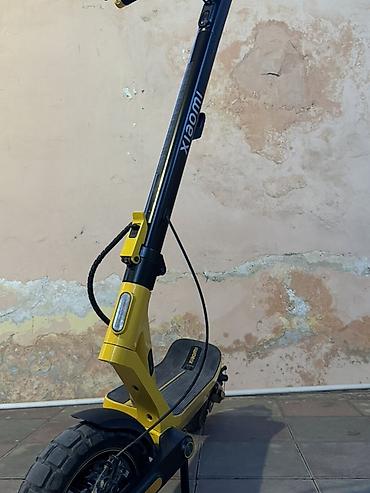 velosiped motoru elektrikli: Xiaomi elektrik skuter - Rəng: sarı-qara - Geniş və sürüşməyən ayaq — 8