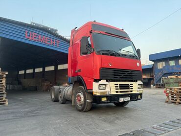 Тягачи: Тягач, Volvo, Тентованный — 6