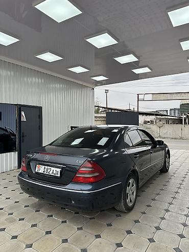 124 e500: Mercedes-Benz E-Class: 2005 г., 3.2 л, Автомат, Дизель, Седан — 5