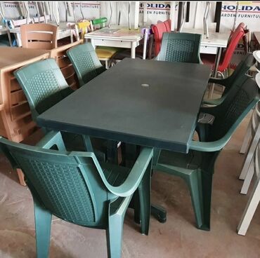 продам стол и стулья: Новый, Квадратный стол, 6 стульев, Раскладной, Со стульями, Пластик, Турция