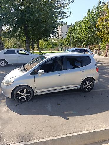 машины до 150000: Honda Fit: 2004 г., 1.3 л, Вариатор, Бензин, Хэтчбэк — 8
